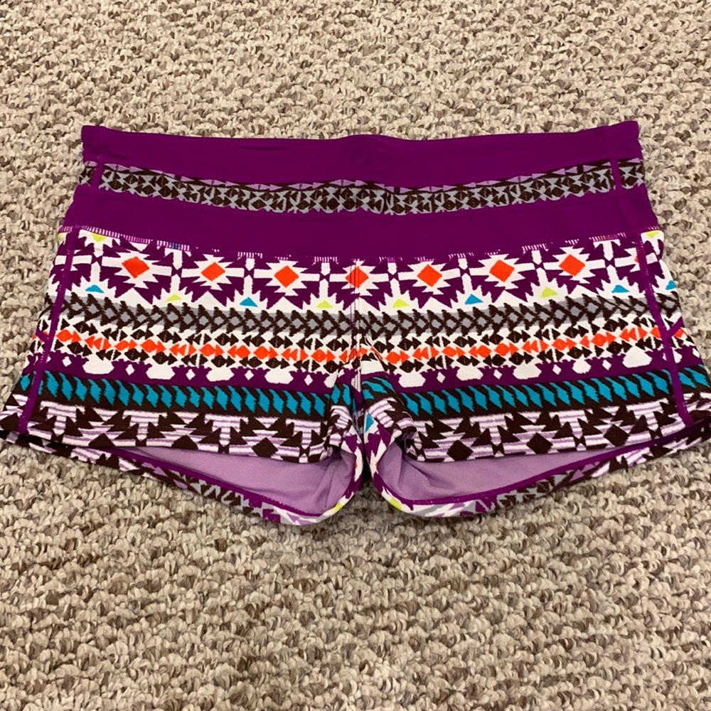 ATHLETA printed short short